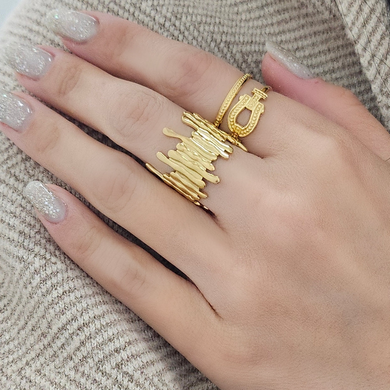 Anillo envolvente de helecho