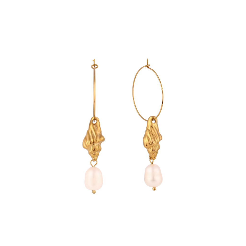 Pendientes de aro con conchas y perlas