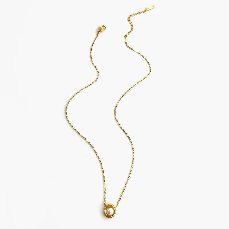 Elysian Pearl Necklace